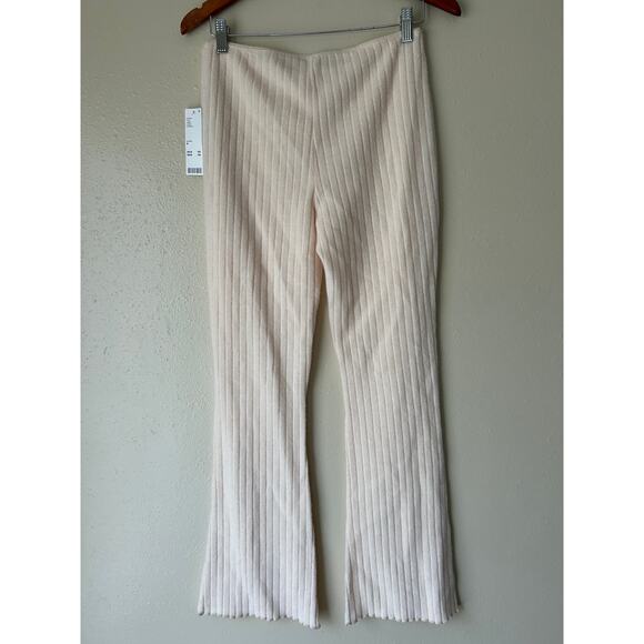 Urban Outfitters Out From Under Cream Fuzzy Knit Flare Stretch Pants Size Medium - Picture 4 of 8